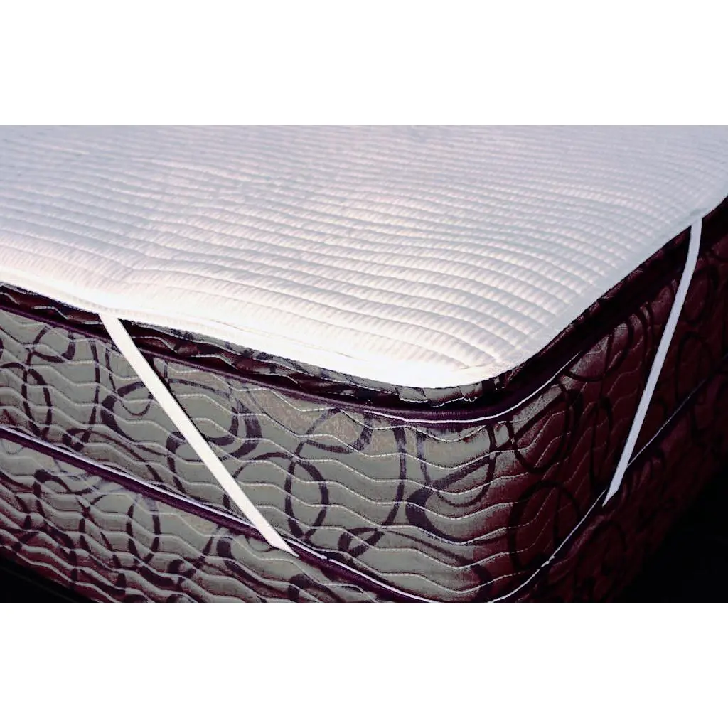 Cubrecolchón con banda lateral capitoneado C+